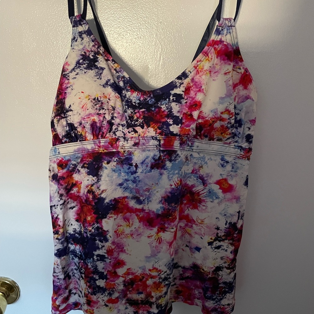 Athleta bathing suit top.
